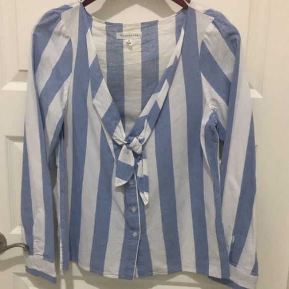 Socialite Blue & White striped top SZ M - Picture 3 of 6